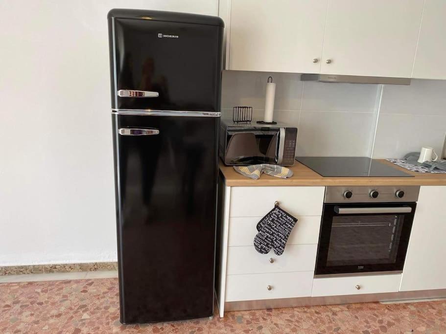 New! Flower Patio House 2 Bdr - Bbq - Wash Machine Lávrion Exteriör bild